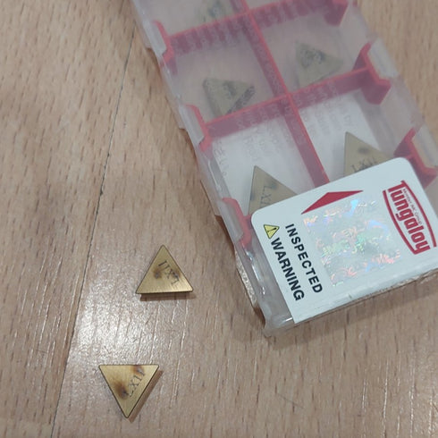 Ceramic turning inserts TPGN 110304 LX11